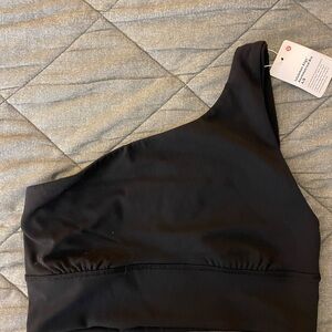 *Size 6* Lululemon Align Asymmetrical Bra  Black A/B NEW NWT Women Medium